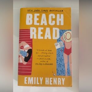 Beach Read by Emily Henry